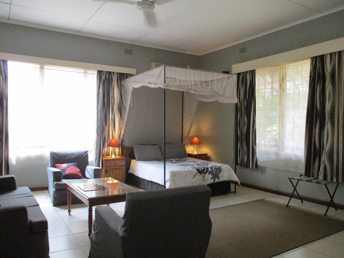 Cluny Lodge Lilongwe Buitenkant foto